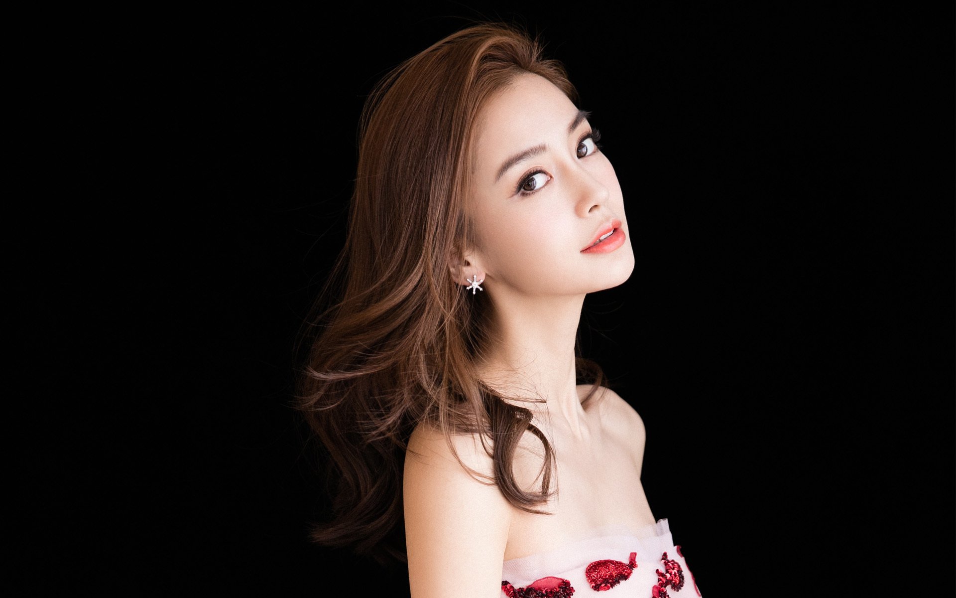 九游娱乐网站-_绿军加时逆袭,塔图姆斩获35分_,5年1.95亿!塔图姆与绿军提前续约